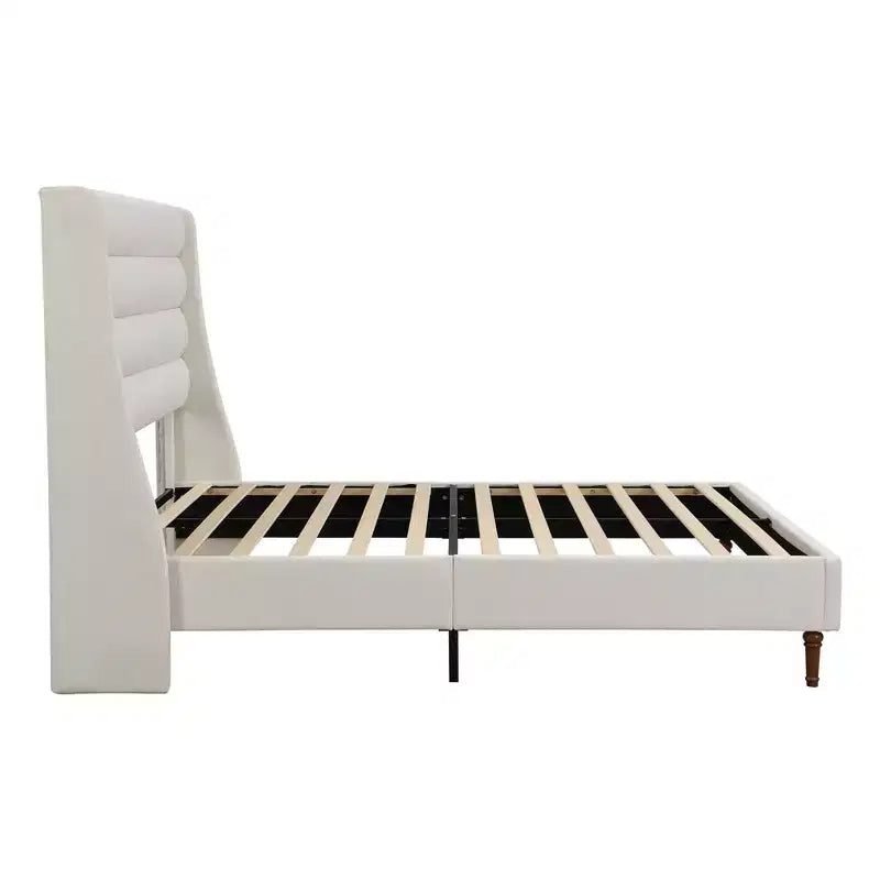 Letto moderno in ciniglia con testiera alta e ondulata