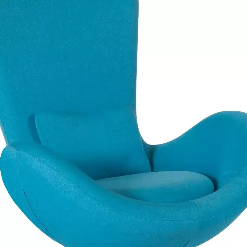 Poltrona lounge a forma di uovo con schienale alto e base girevole in metallo a 360°