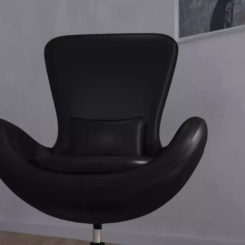 Poltrona lounge a forma di uovo con schienale alto e base girevole in metallo a 360°