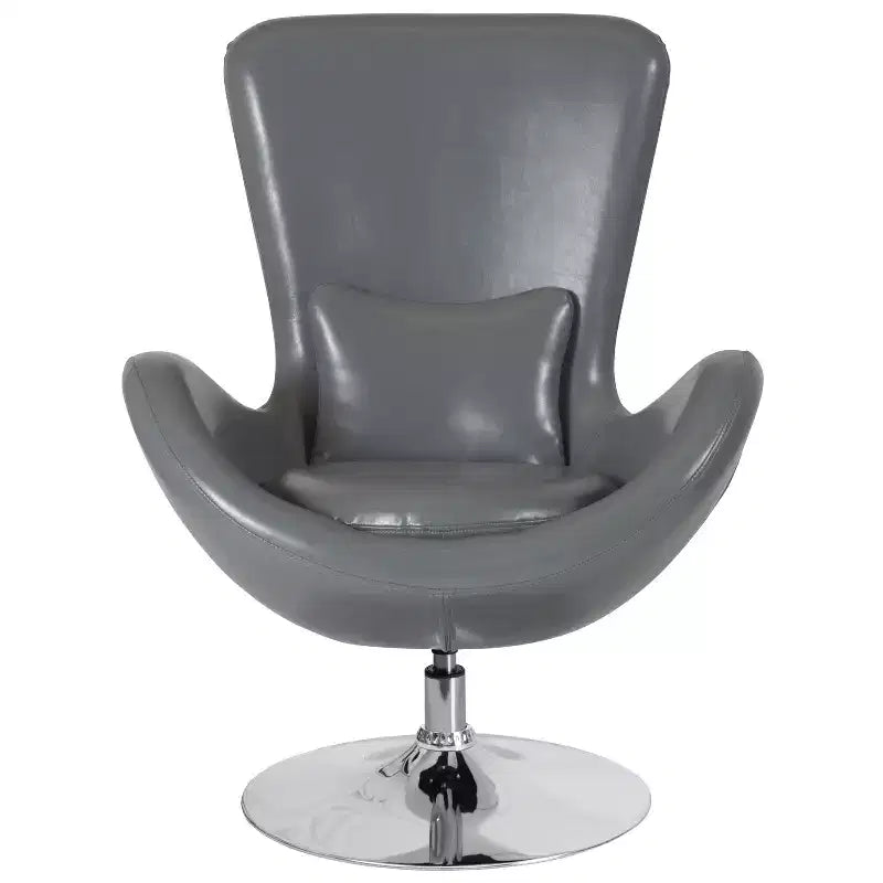 Poltrona lounge a forma di uovo con schienale alto e base girevole in metallo a 360°