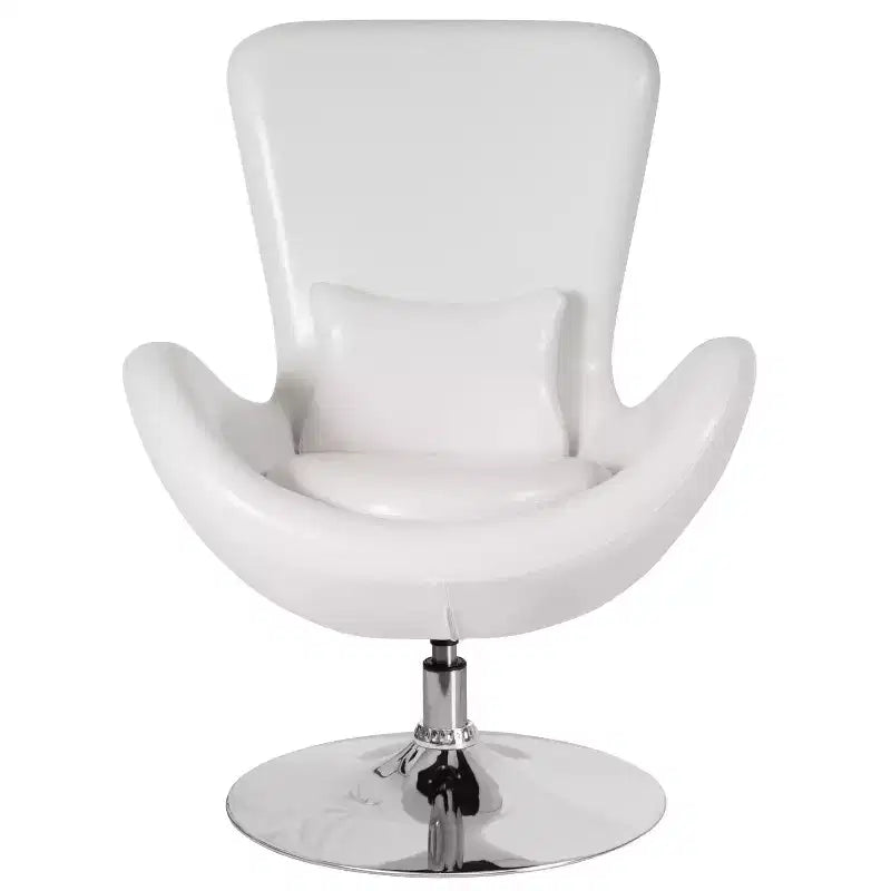 Poltrona lounge a forma di uovo con schienale alto e base girevole in metallo a 360°